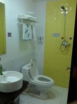 Tiandi Renhe Hotel 济南 外观 照片