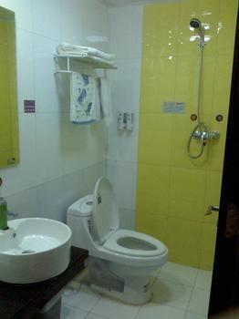 Tiandi Renhe Hotel 济南 外观 照片